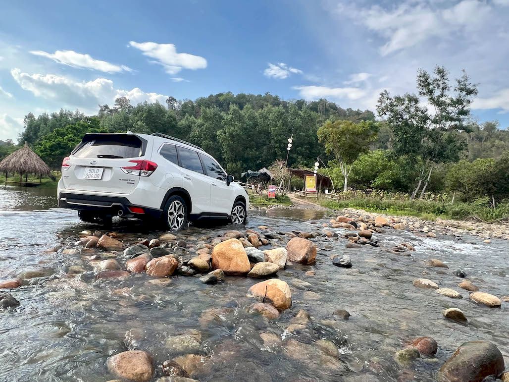 Góc khen chê Subaru Forester 2023 i-L Eyesight sau 200 km trải nghiệm đường đèo