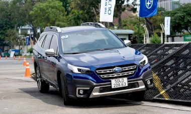 Giải phóng tồn kho, Subaru Outback giảm giá 403 triệu đồng